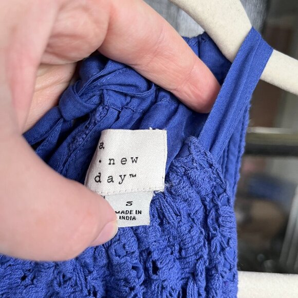 NWT A New Day - Gorgeous Blue Color! Crochet Halter Dress - Size Small - Picture 8 of 8